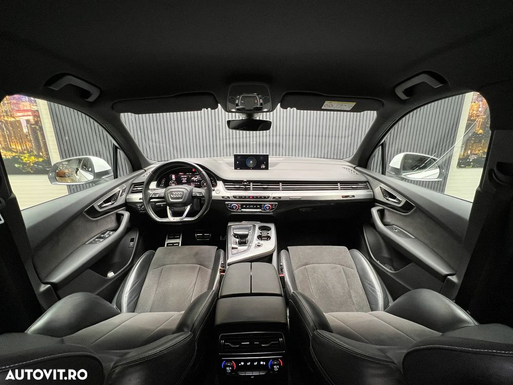 Audi Q7 - 3