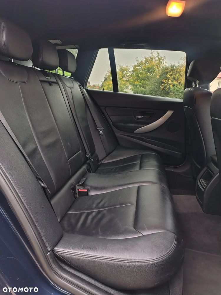 BMW Seria 3 - 12