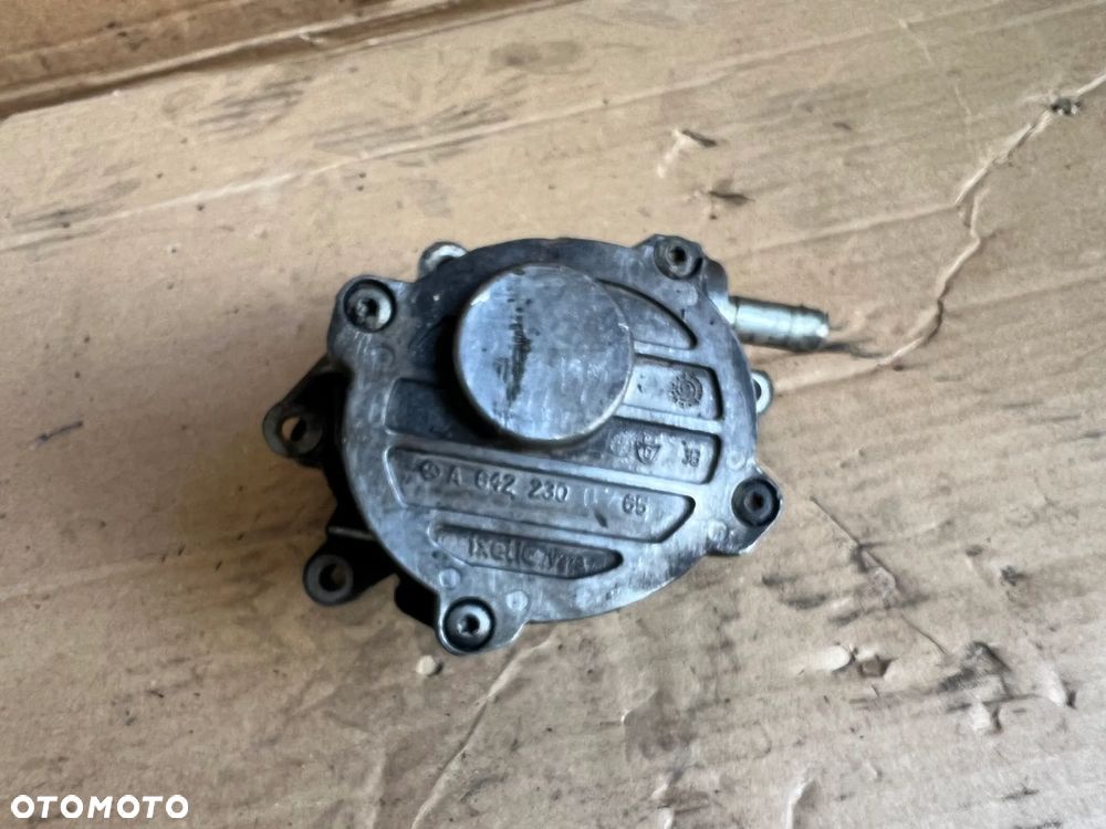 Pompa Vacum Wakum Mercedes E Klasa W213 A6422300765 - 1