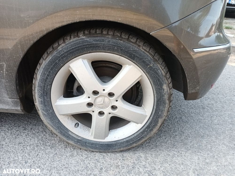 Dezmembrari  Mercedes-Benz A-CLASS (W169)  2004  > 2012 A 150 (169.03 - 5