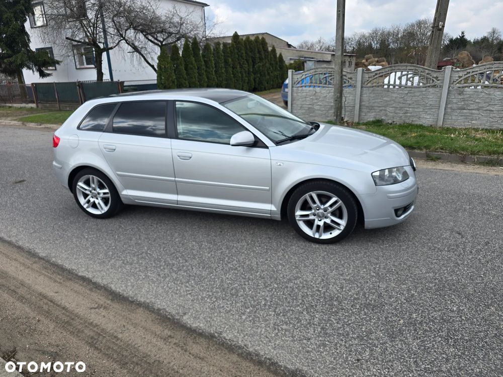 Audi A3 Sportback - 4