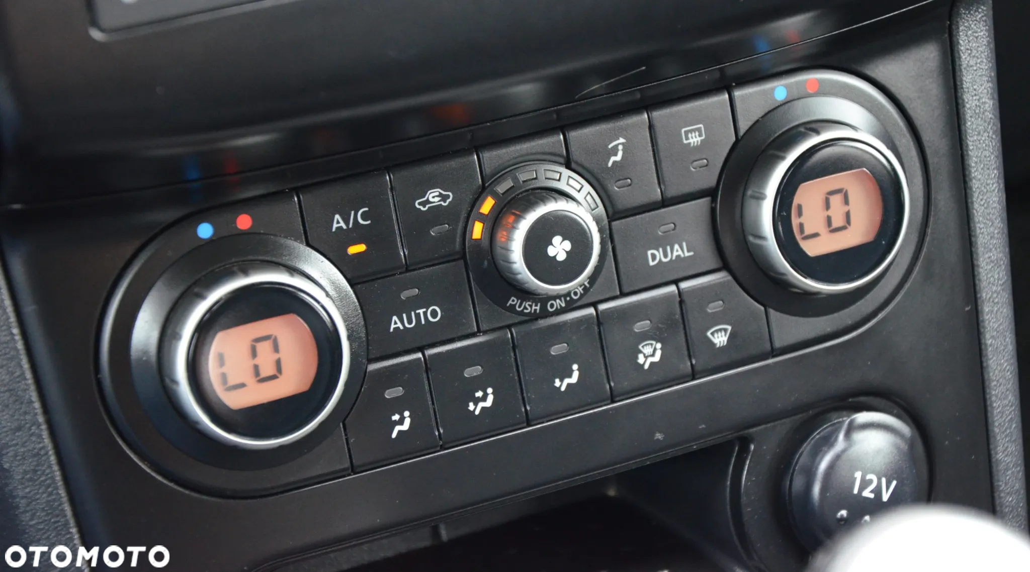 Nissan Qashqai - 24
