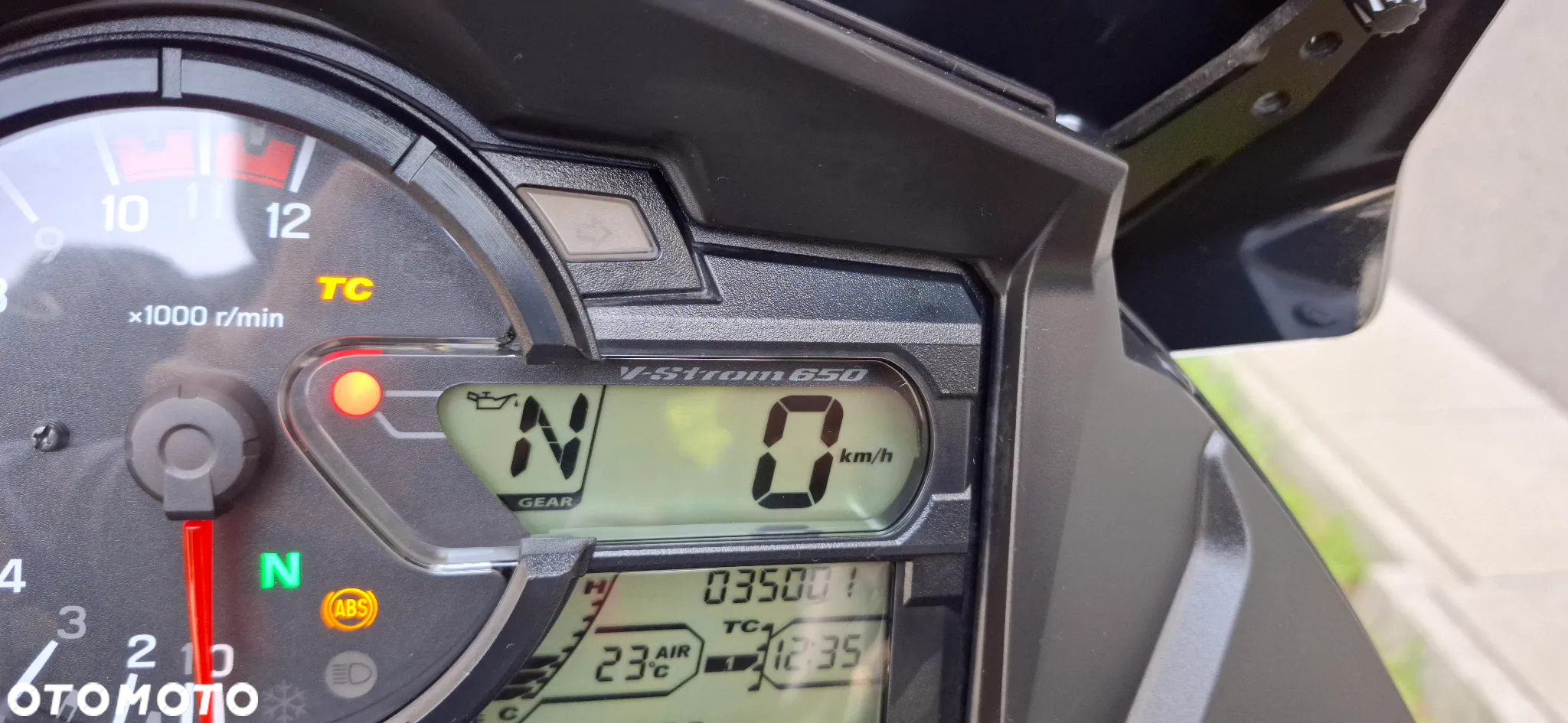 Suzuki DL - 16