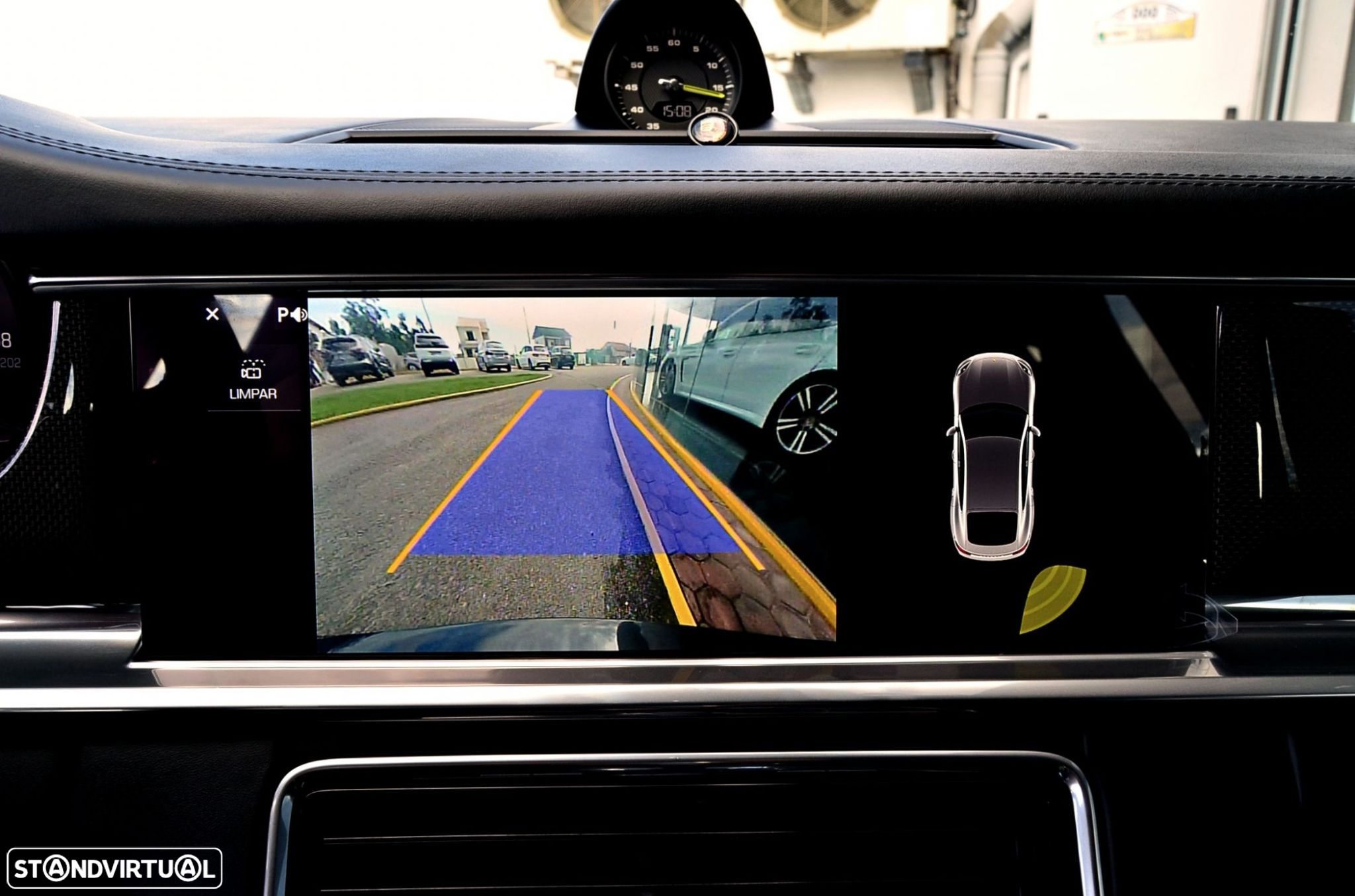 Porsche Panamera 4 E-Hybrid - 36