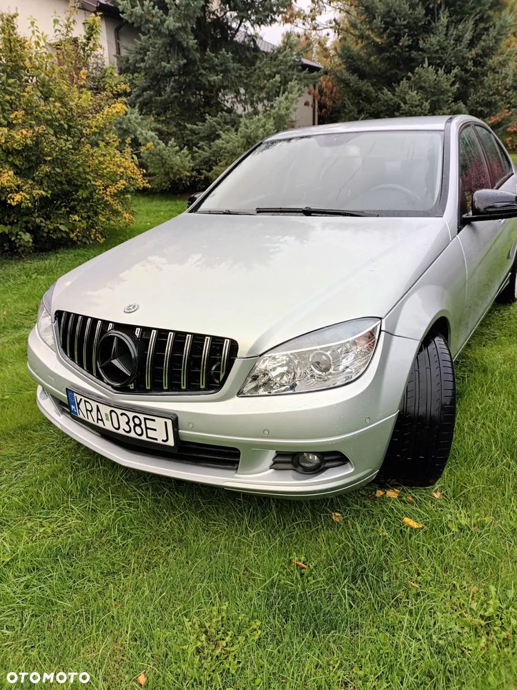 Mercedes-Benz Klasa C 200 7G-TRONIC Edition - 9