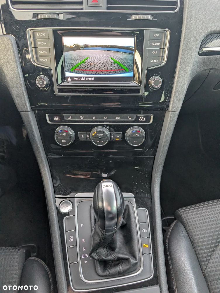 Volkswagen Golf 2.0 TDI BMT Highline DSG - 19