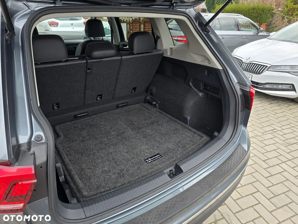 Volkswagen Tiguan Allspace - 18