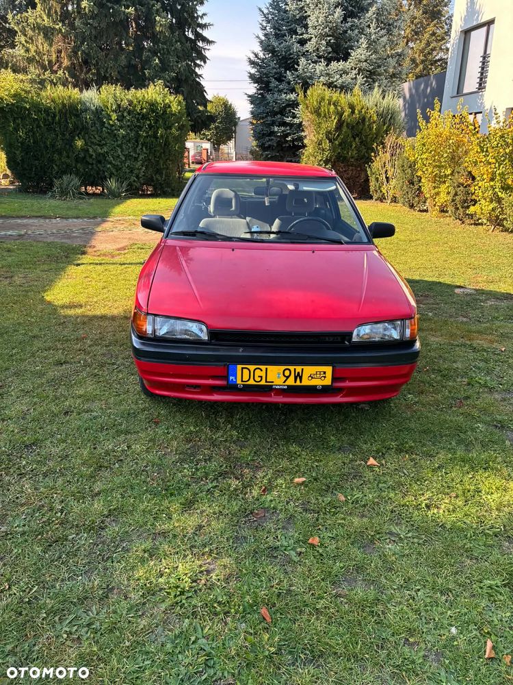 Mazda 323 - 7