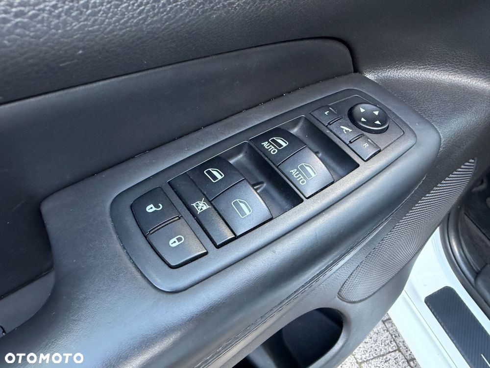 Jeep Grand Cherokee 3.6 V6 Overland - 25
