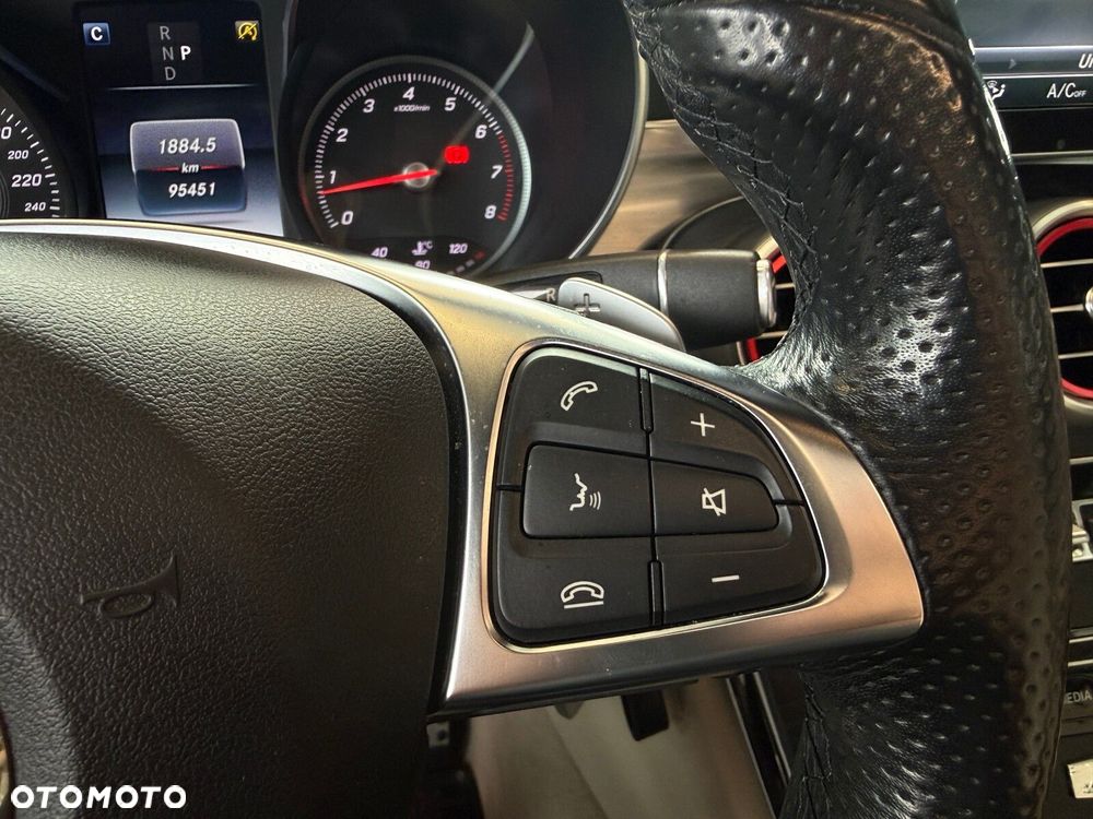 Mercedes-Benz Klasa C - 32