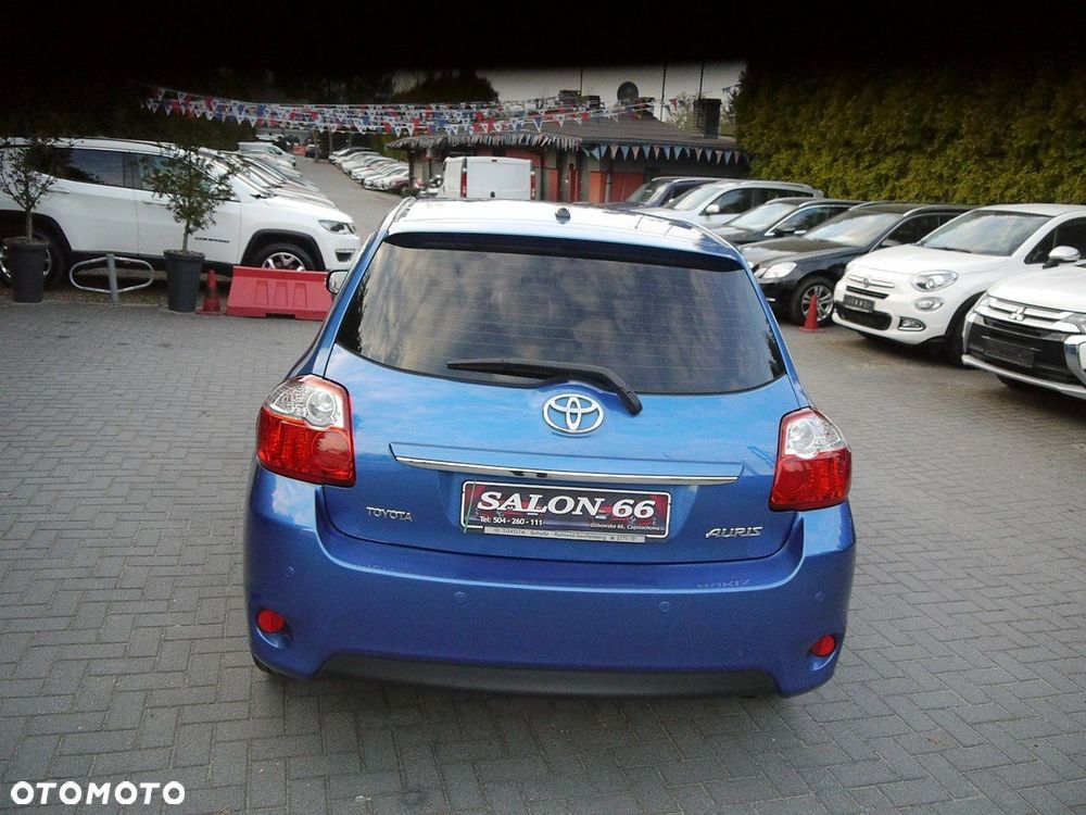 Toyota Auris - 12