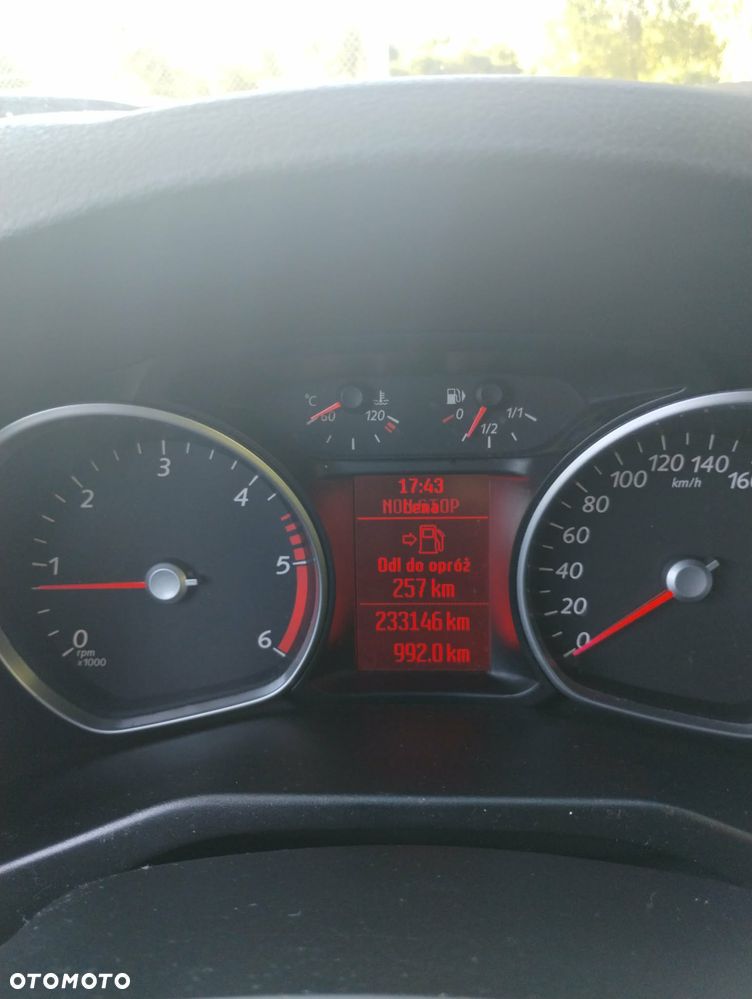 Ford Mondeo 1.6 TDCi Titanium - 8