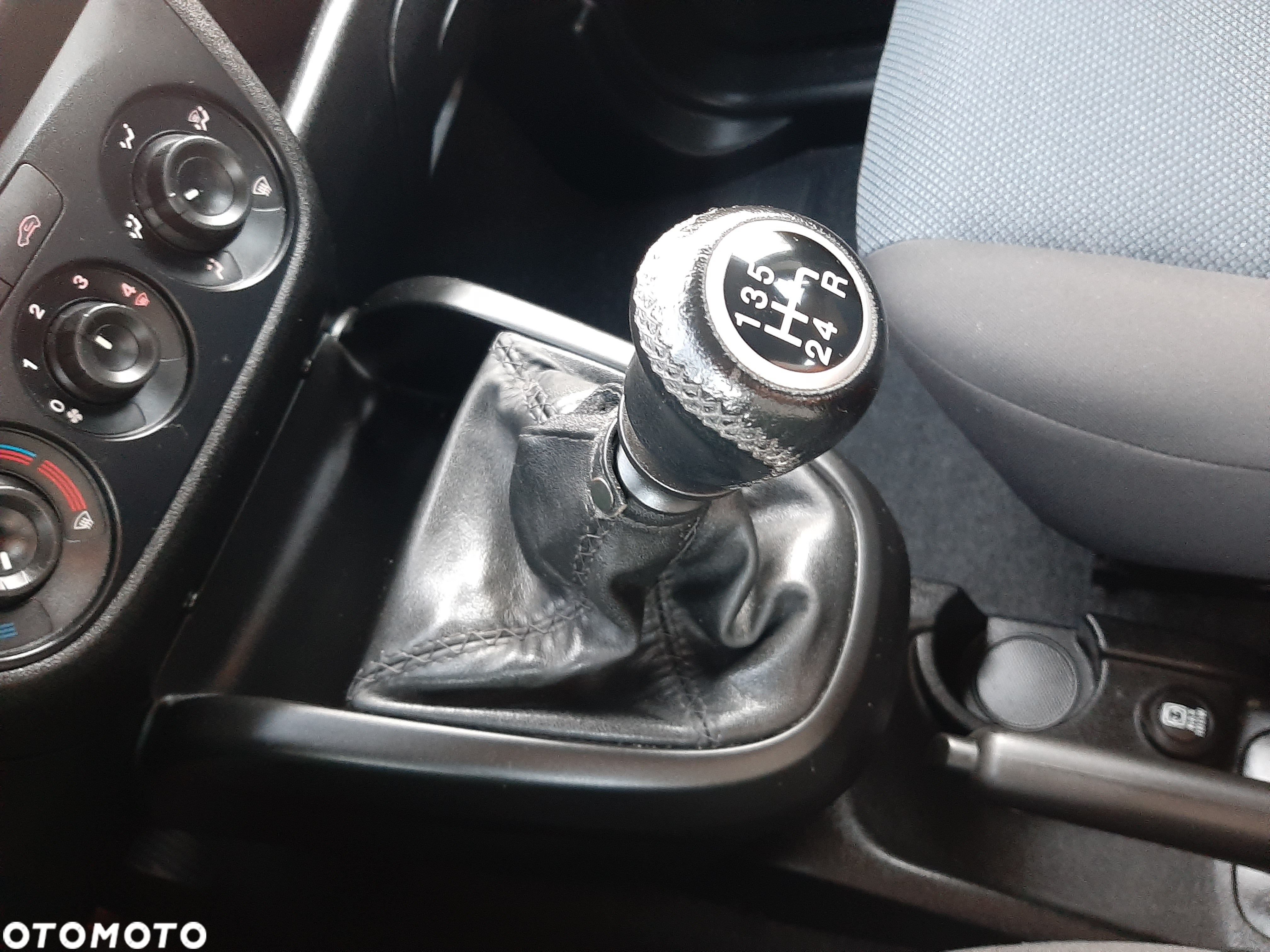 Opel Combo Tour 1.4 Cosmo - 11