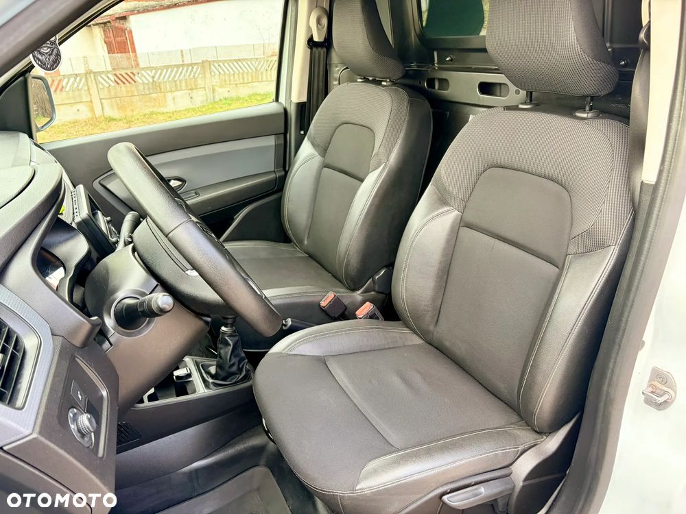 Renault EXPRESS - 21