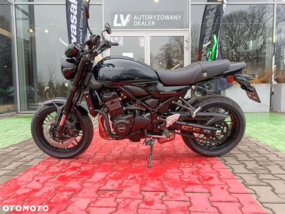 Kawasaki Z 900 RS - 5