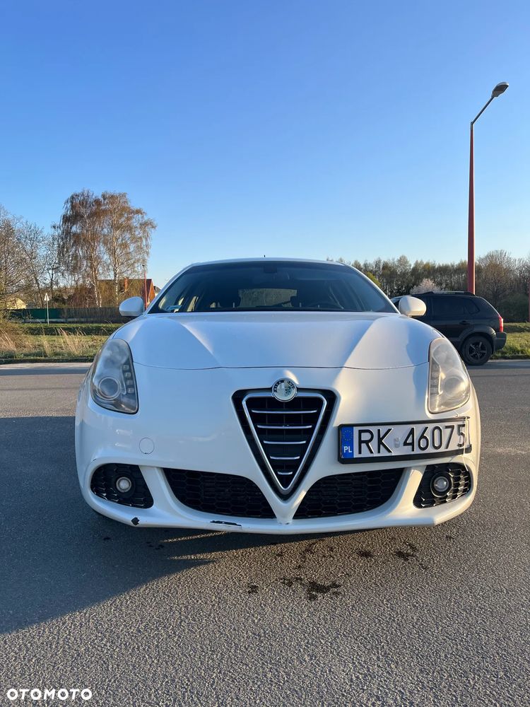 Alfa Romeo Giulietta 2.0 JTDM Distinctive - 4