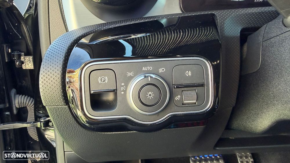 Mercedes-Benz A 250 e AMG Line - 47