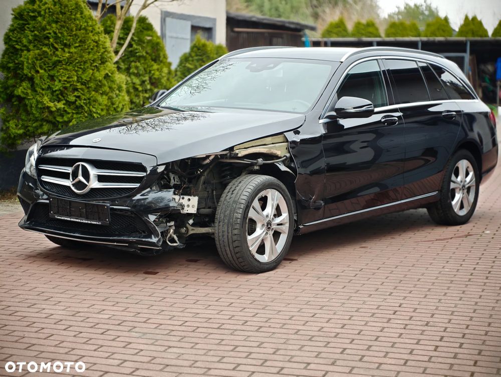 Mercedes-Benz Klasa C 220 d 9G-TRONIC Avantgarde - 27