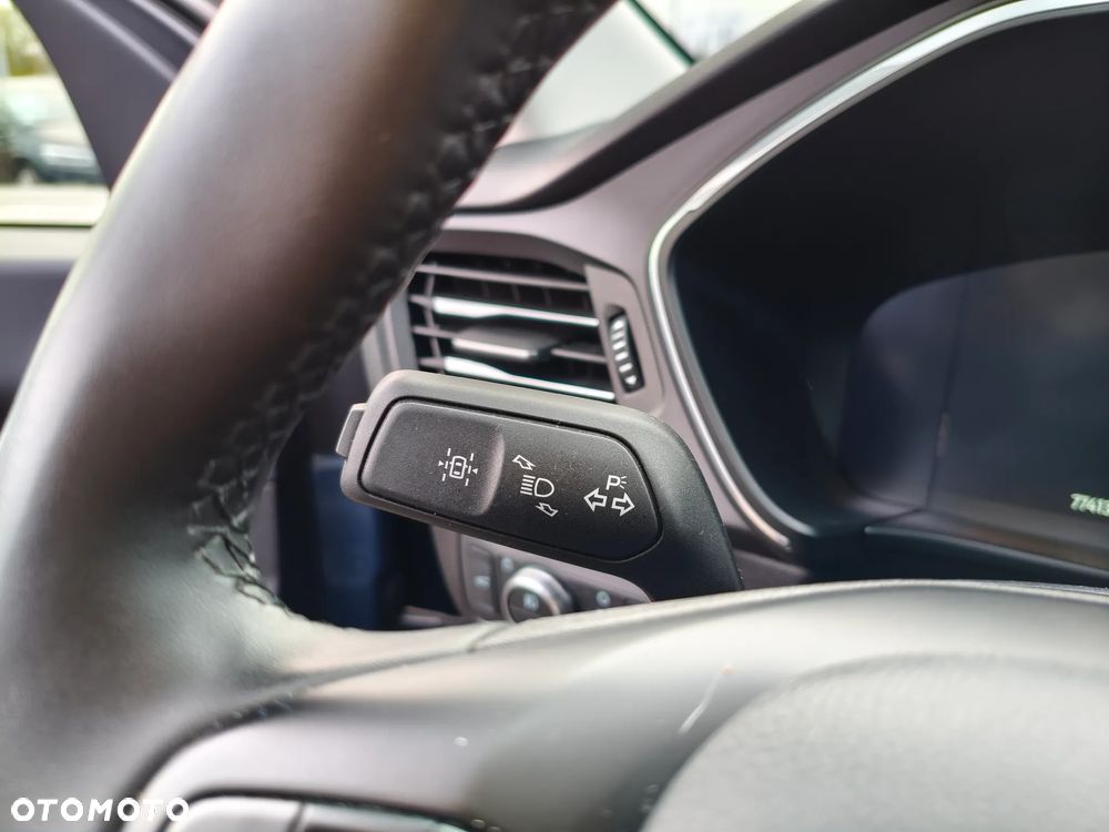 Ford Kuga 2.5 FHEV AWD Titanium eCVT - 14