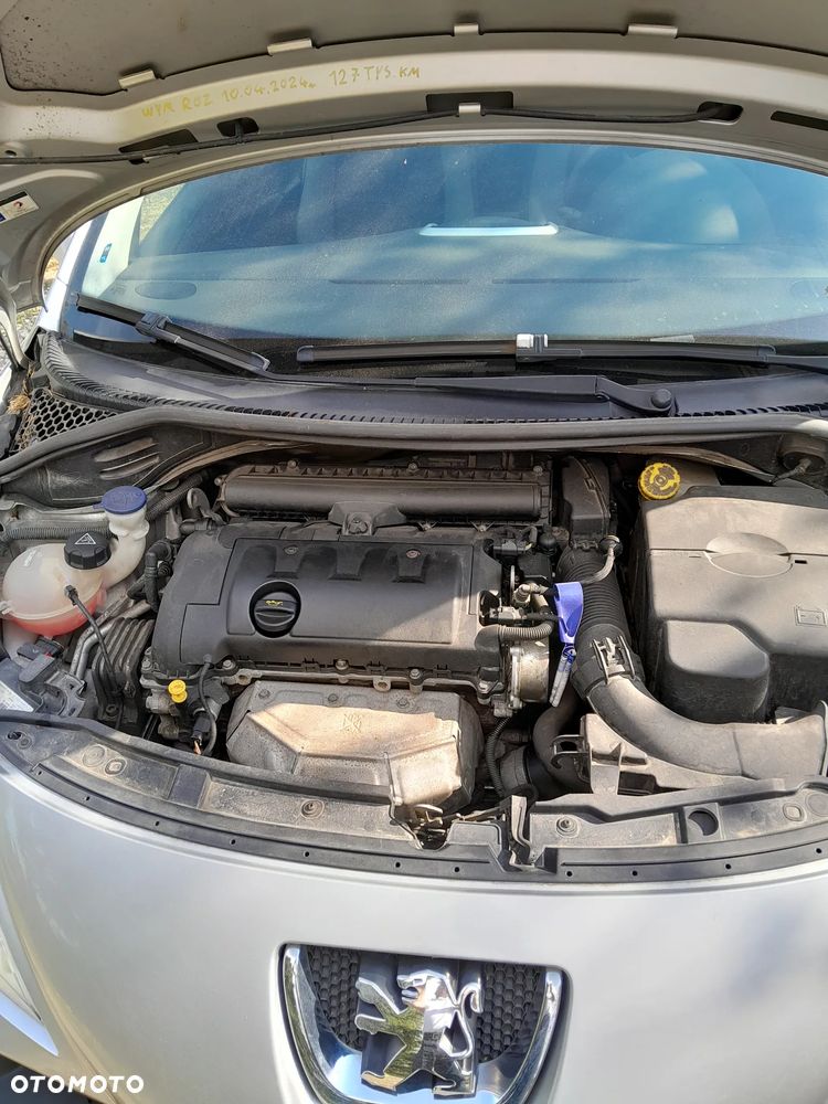 Peugeot 207 1.4 16V Trendy - 10