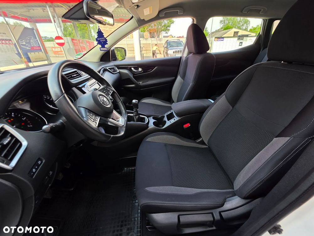 Nissan Qashqai 1.6 dCi 4x4 Acenta S&S - 11