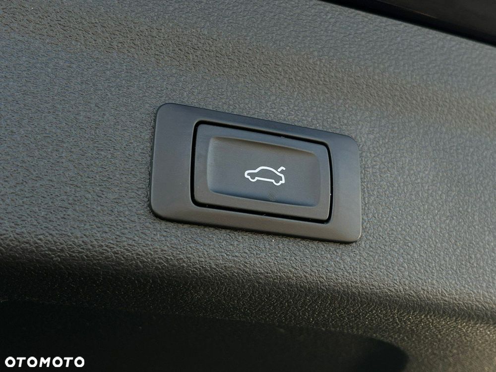 Audi A6 Avant 40 TDI S tronic - 30