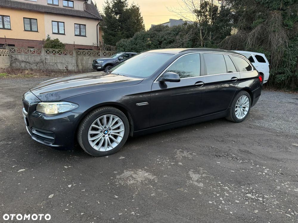 BMW Seria 5 530d xDrive Sport-Aut Luxury Line - 24