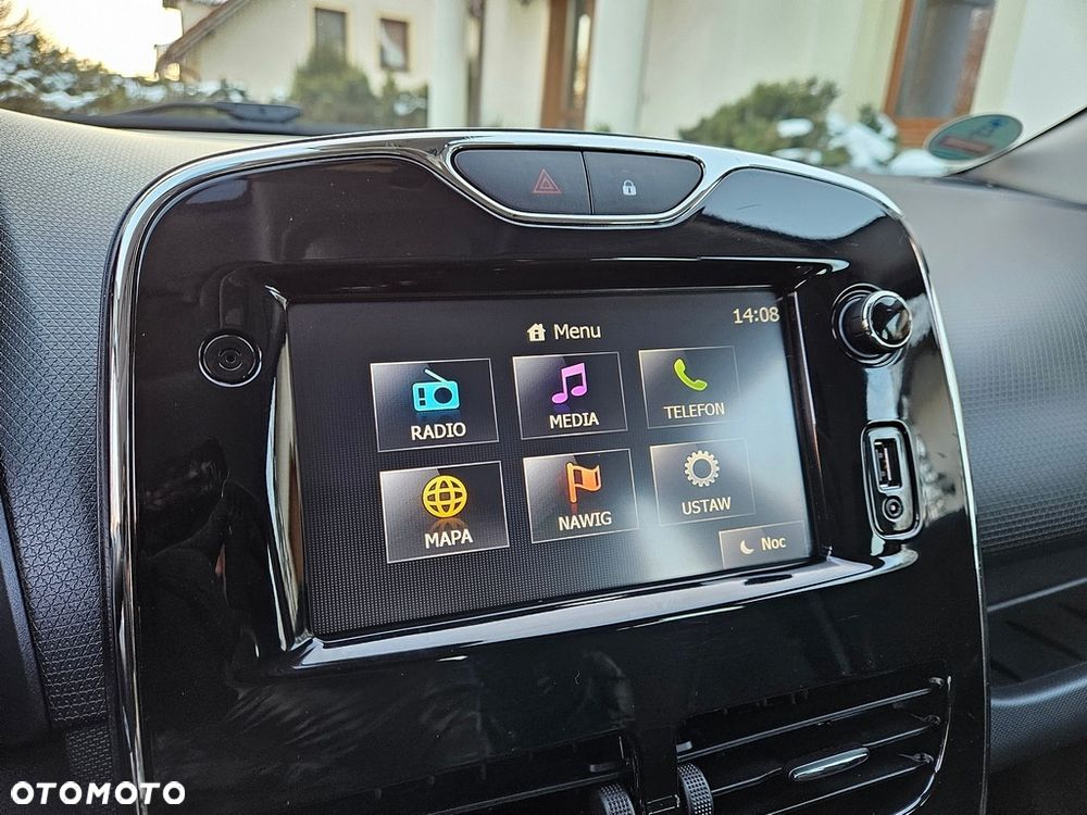 Renault Clio - 26