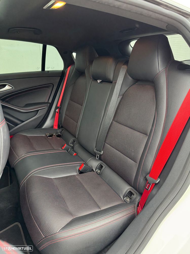 Mercedes-Benz CLA 45 AMG Shooting Brake 4-Matic - 27