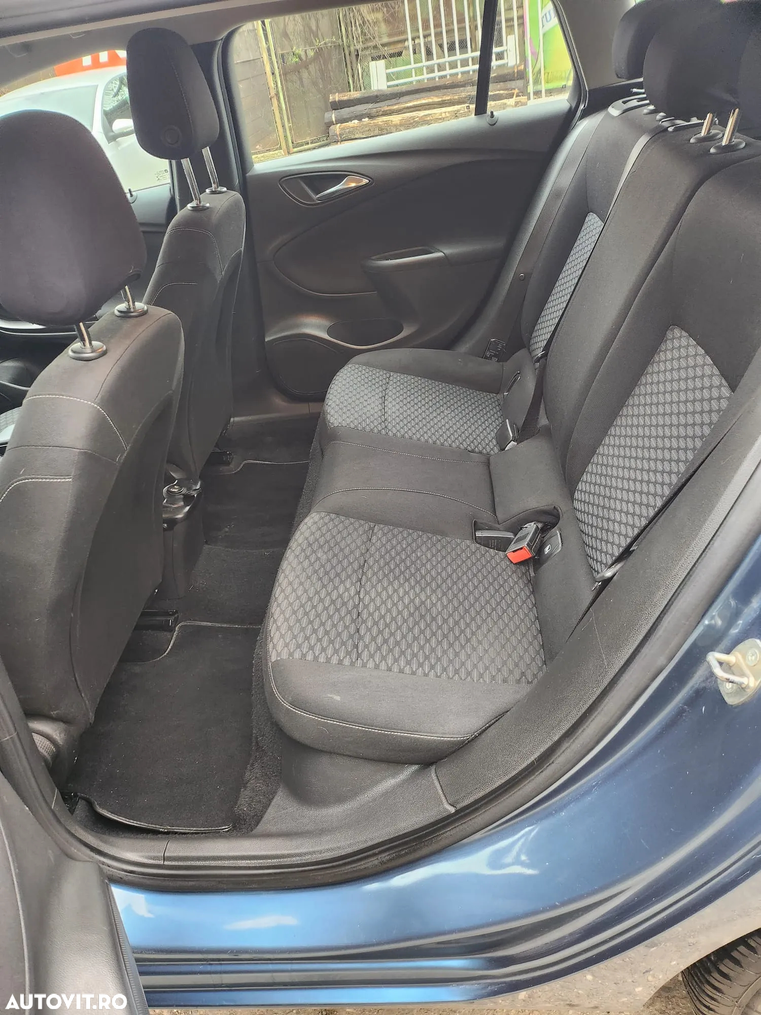 Opel Astra 1.6 CDTI Start/Stop Drive - 10