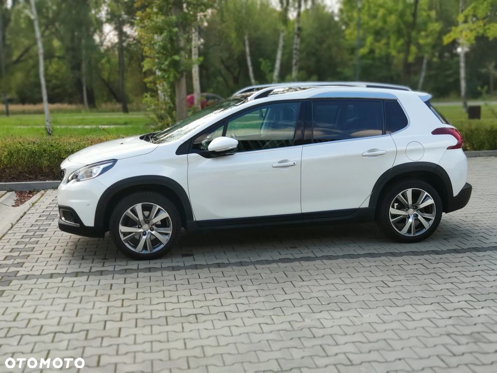 Peugeot 2008 1.2 Pure Tech Allure S&S EAT6 - 15
