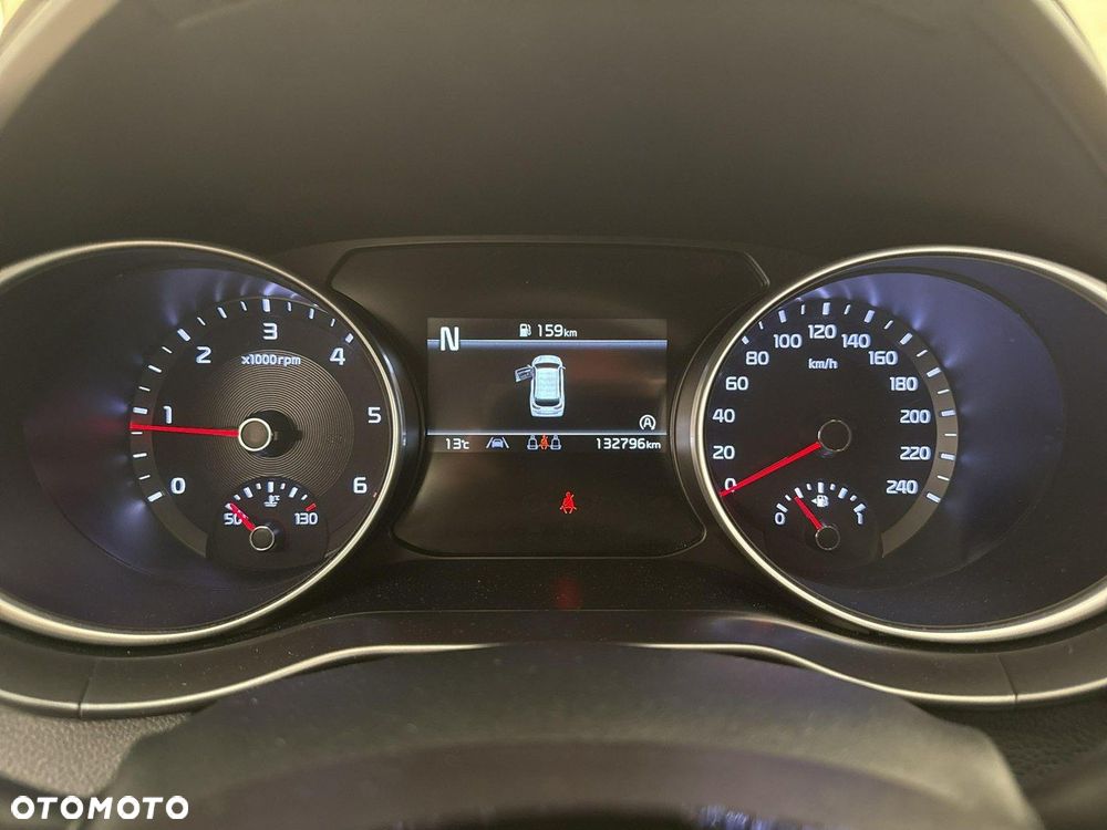 Kia Ceed - 16
