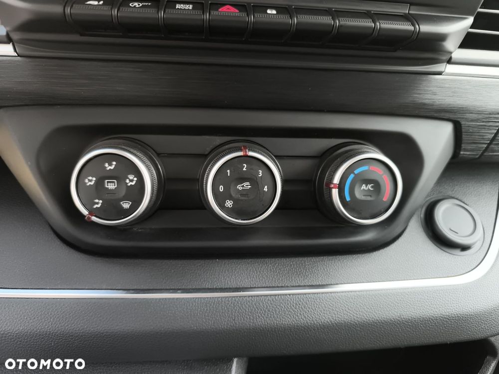 Renault trafic - 25