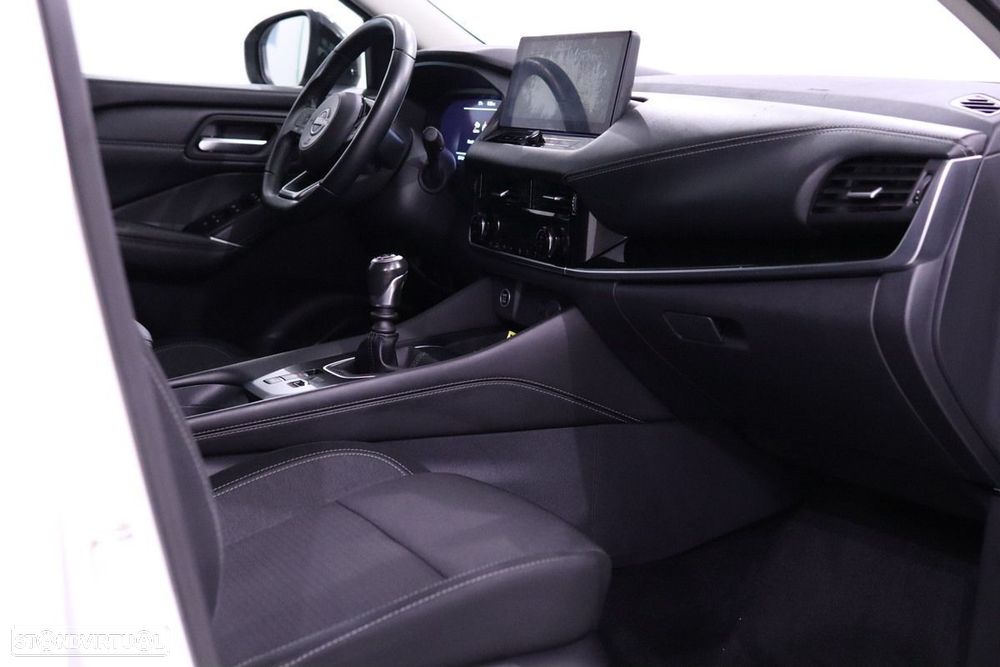 Nissan Qashqai 1.3 DIG-T N-GO - 25