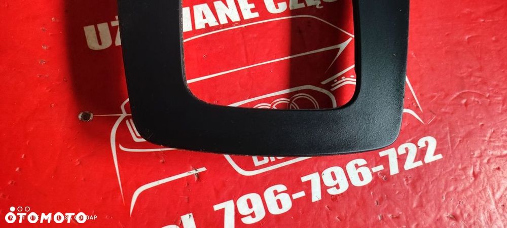Osłonka Czarna Gałki Zmiany Biegów Audi A4 B7 2.0 TDI Multitronik 05 r - 3