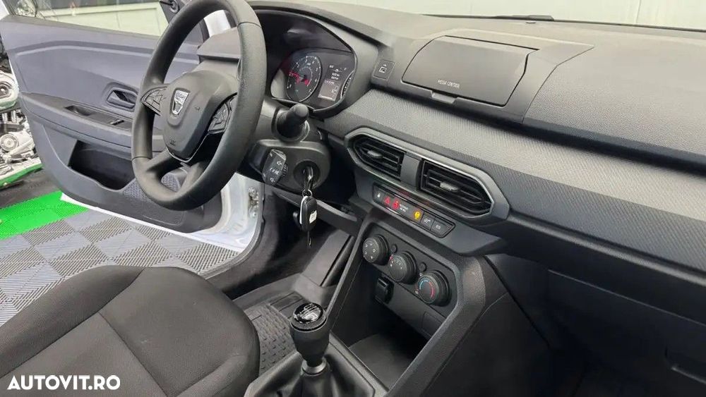 Dacia Logan ECO-G 100 Essential - 28