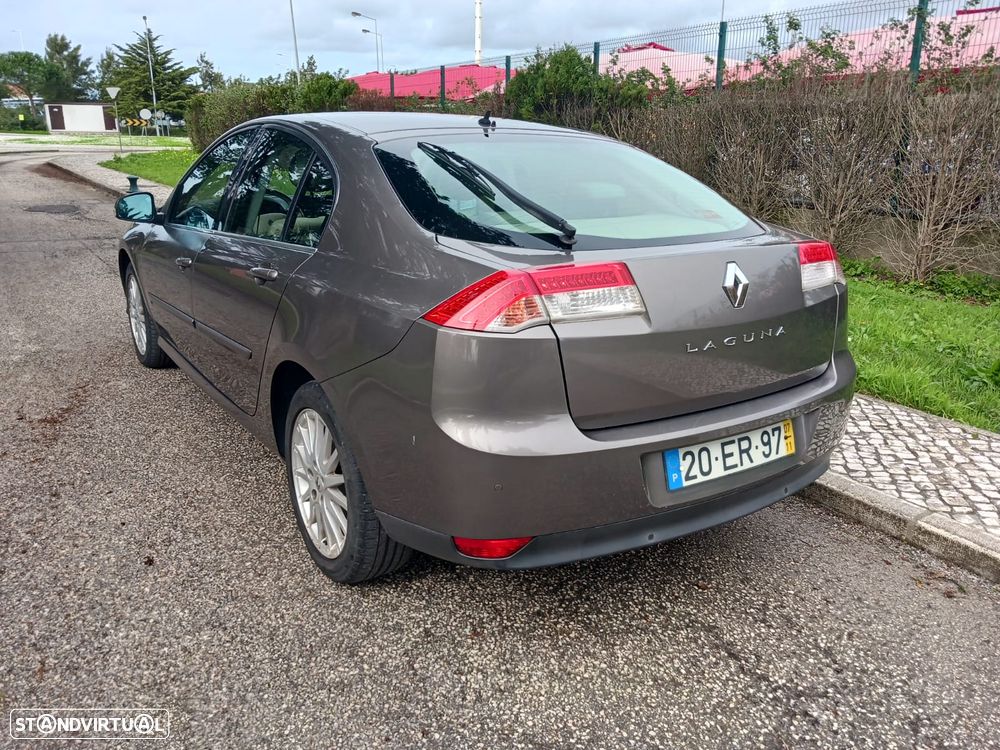 Renault Laguna 2.0 dCi Dynamique S - 7