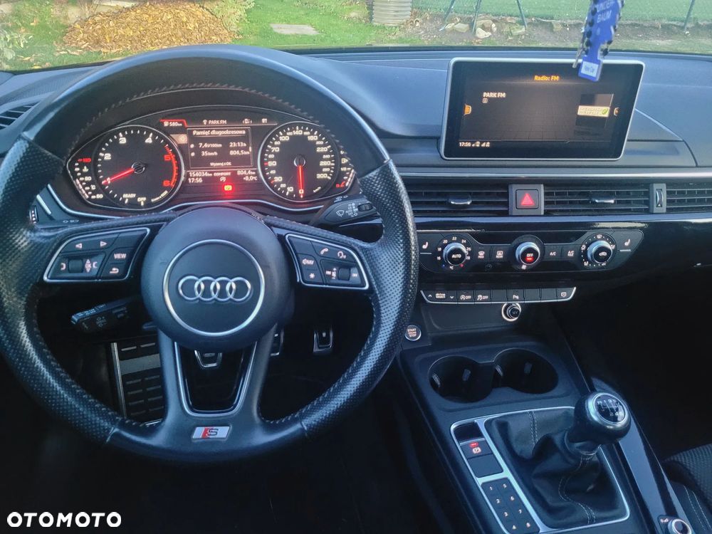 Audi A4 - 5
