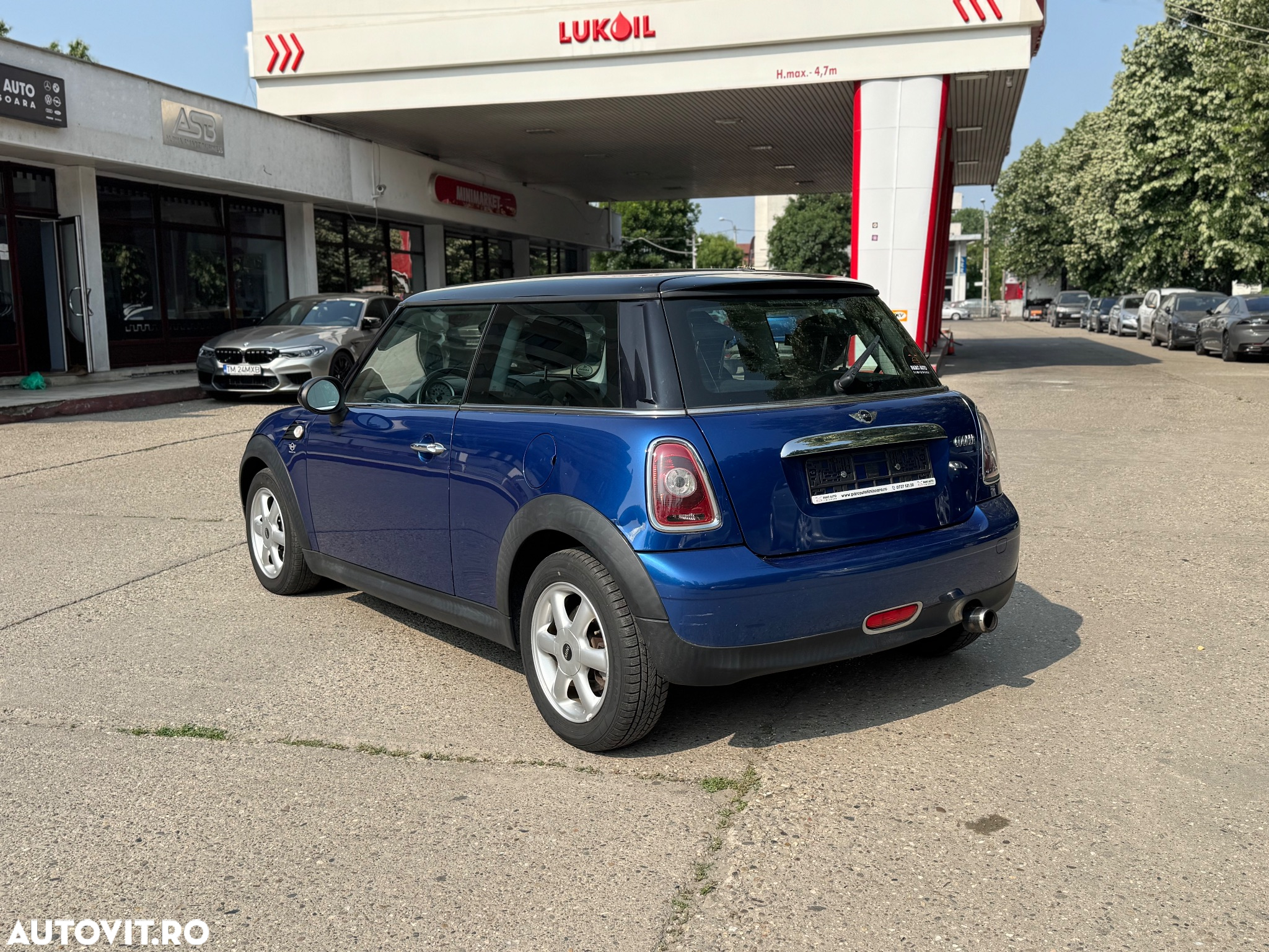 Mini Cooper 50 Mayfair - 3