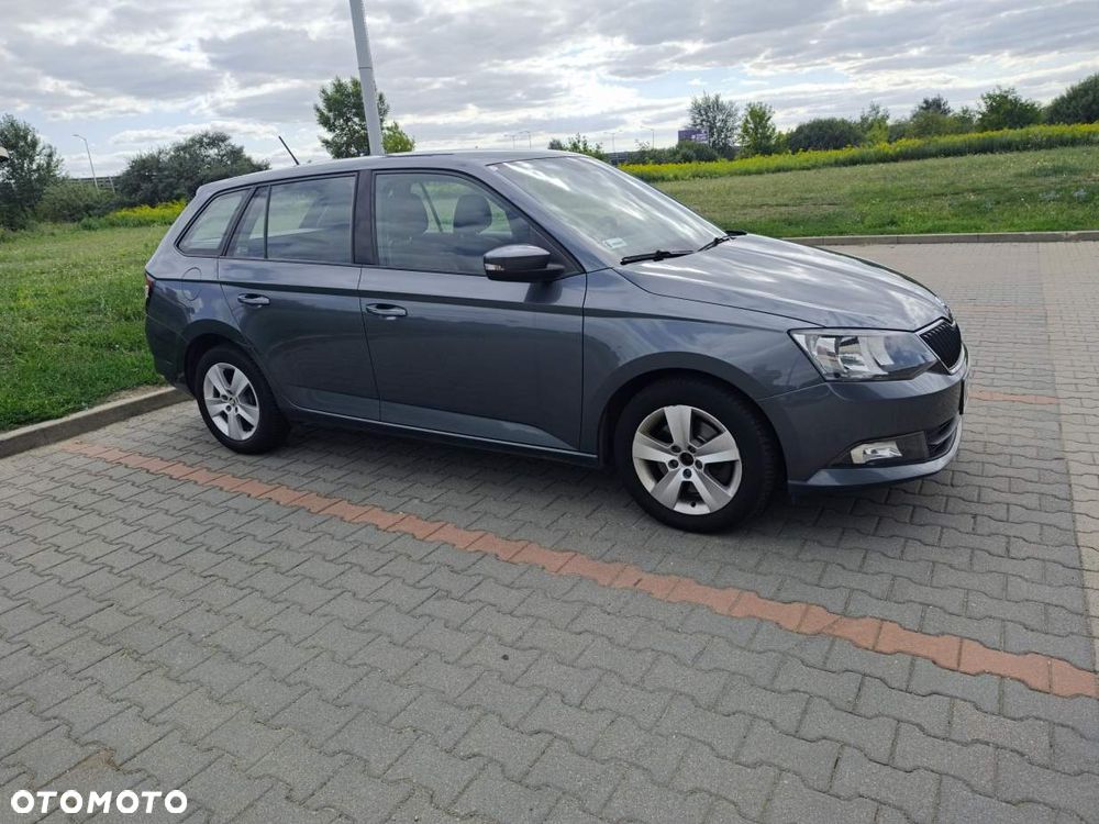 Skoda Fabia - 10