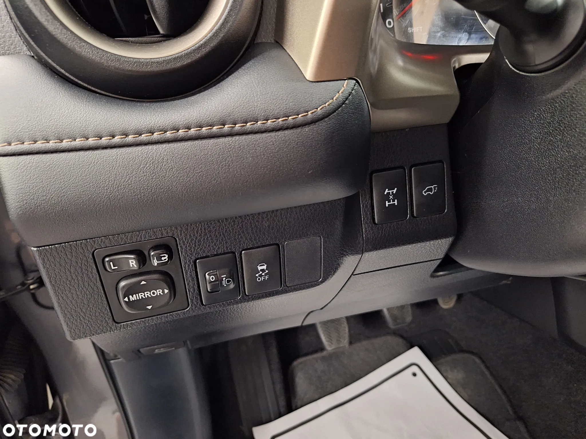 Toyota RAV4 2.0 4x4 Comfort - 29