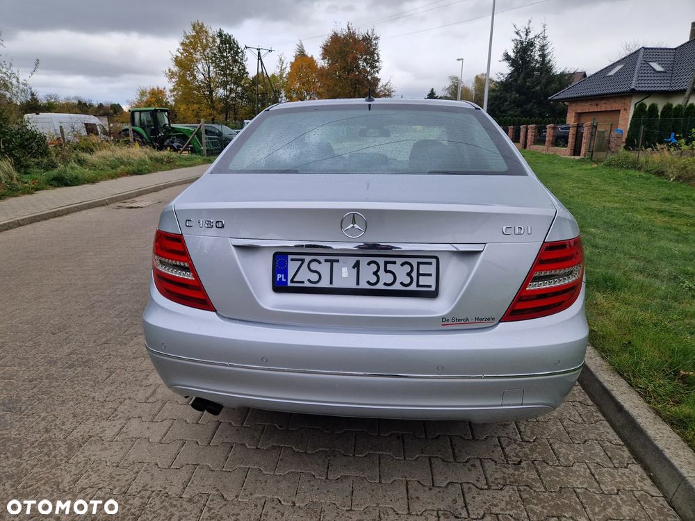 Mercedes-Benz Klasa C 180 CDI DPF (BlueEFFICIENCY) Avantgarde - 6