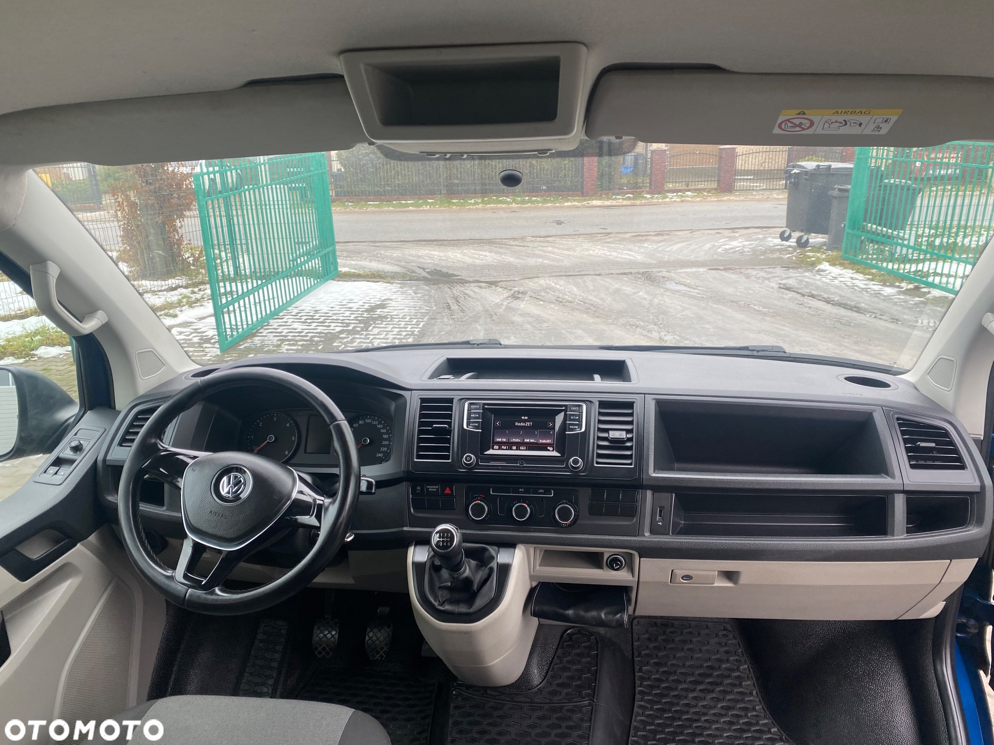 Volkswagen Transporter - 11