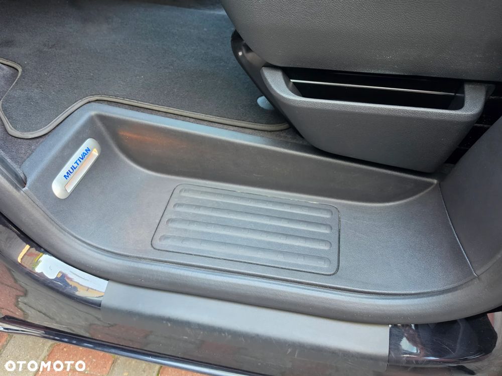 Volkswagen Multivan 2.0 TDI L1 Comfortline - 26