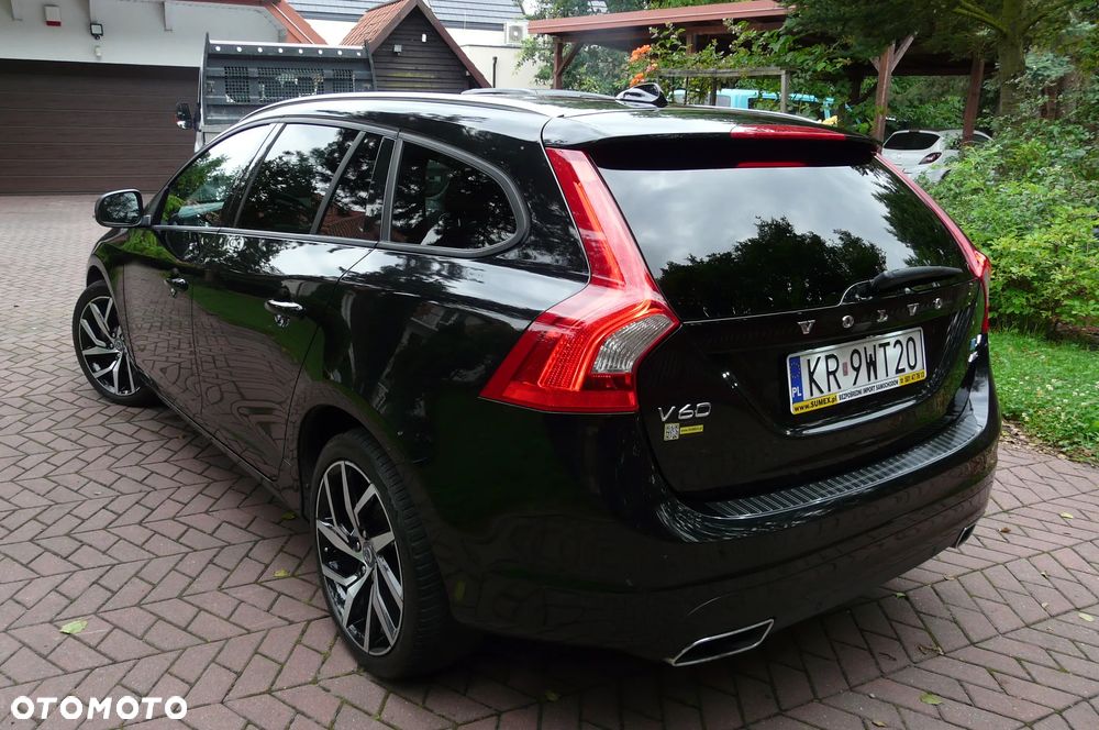 Volvo V60 D4 AWD Geartronic - 6