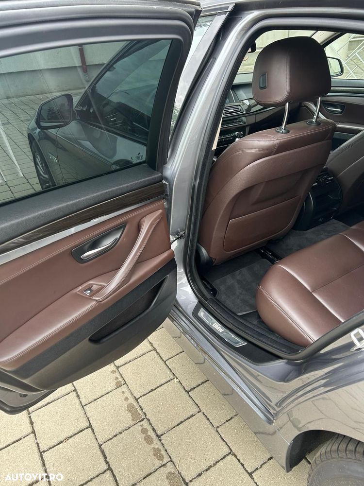 BMW Seria 5 525d xDrive AT - 6