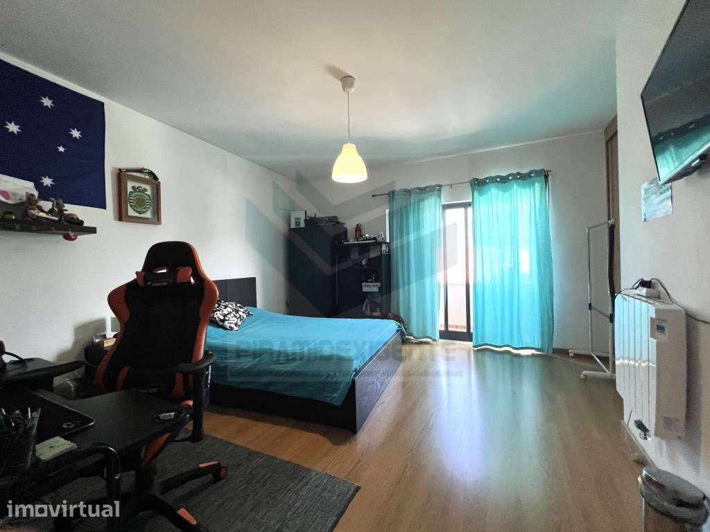 Moradia Quartos de áreas Excecionais, Garagem, Alhos Vedros - Grande imagem: 4/33