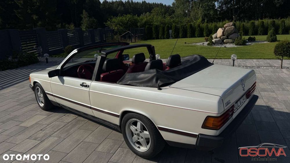 Mercedes-Benz W201 (190) - 13