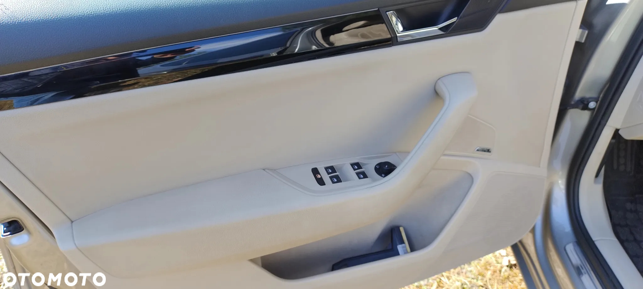 Skoda Superb 2.0 TDI L&K DSG - 16