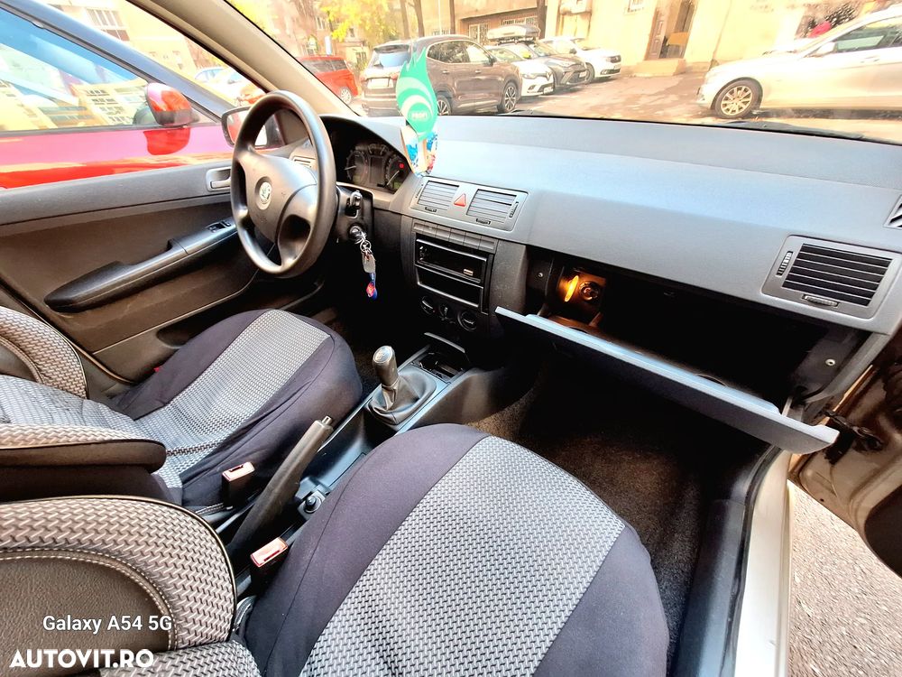 Skoda Fabia Sedan 1.2 Classic - 4